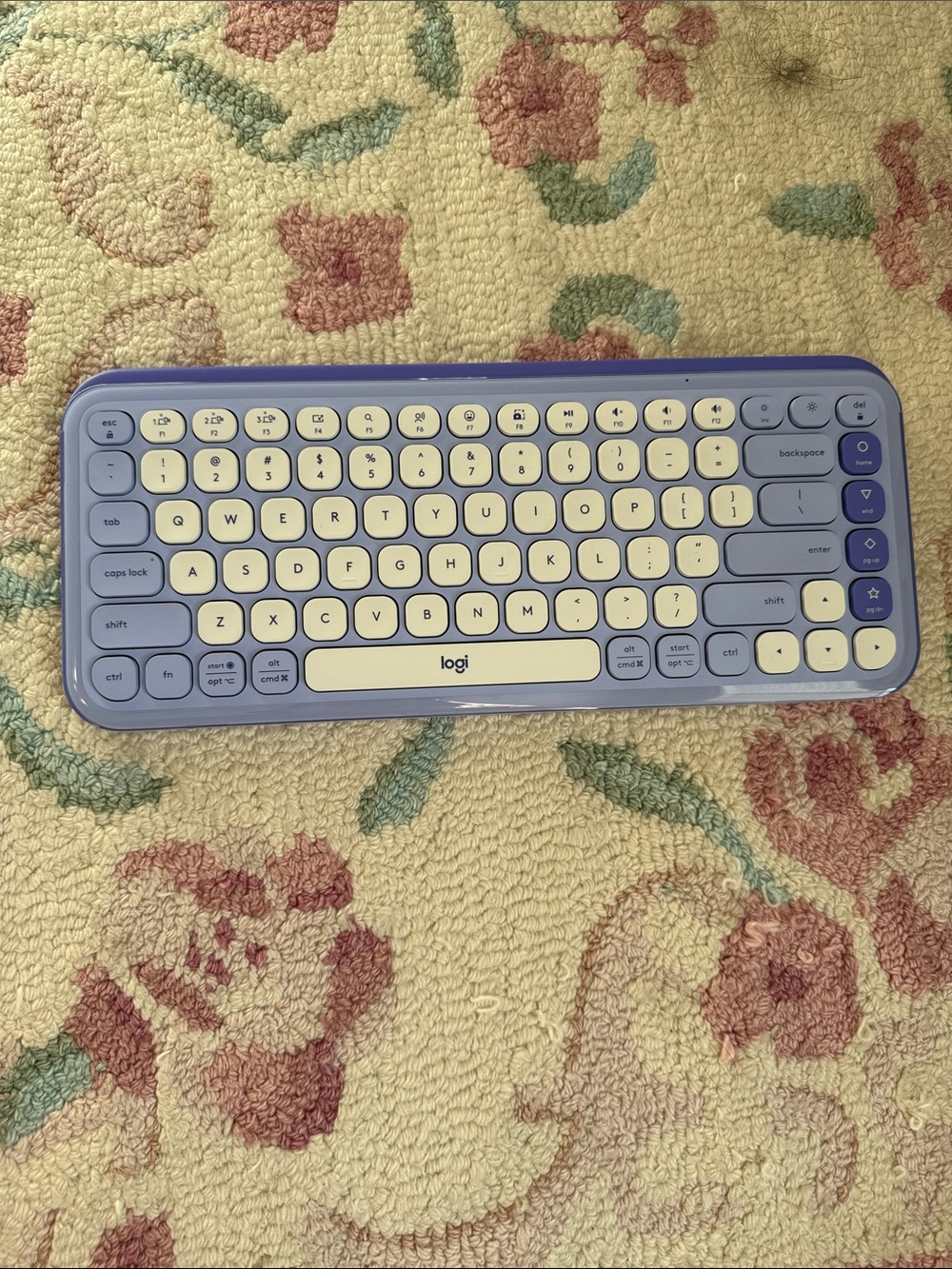 Logitech Compact Wireless Keyboard in Lavender and Cream